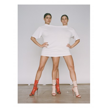 Carlota Guerrero - Sisters 3_ph_nude_vogue.it+fotografia+gallery+sisters