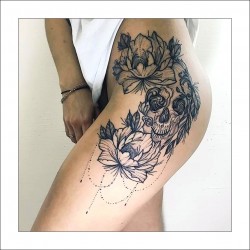 Darina Kirillova - leg tattoo