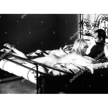 Brigitte Bardot - Le Mepris -  Jean-Luc Godard 1963_ph_topm_bw
