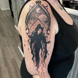Sarah Cortese - tattoo