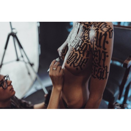 Pokras Lampas - calligraphy on girls 4_pa_nude_body