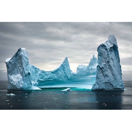 Daniel  Beltra - Pinnacle iceberg in the Southern Ocean -2007_ph_land_danielbeltra.photoshelter.com