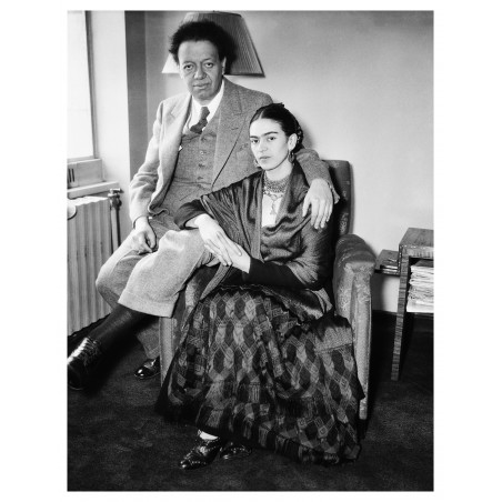 Frida Kahlo - with her husband Diego Rivera - Mexico City 1939_pa_bw_vint