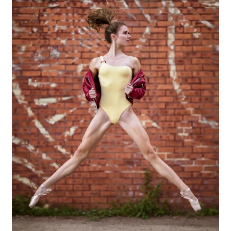 Lily Janneck - dancer_topm_instagram.com+lily_janneck